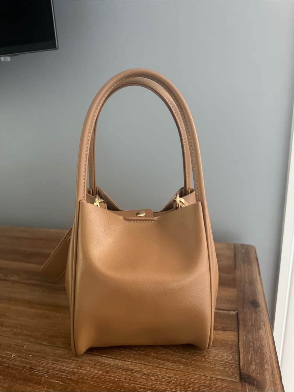 Hollace  Tote: Mini Edition